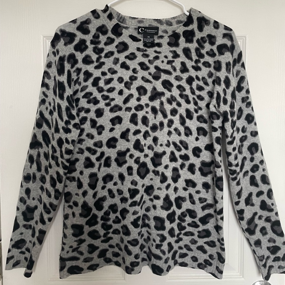 Bloomingdale’s 100% Cashmere Leopard Print Sweater